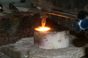 Welding in the aluminum smelting industry